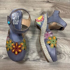 L'Artiste by Spring Step Fusta Blum Closed Toe Clog Sandal in Blue Multi Size 39